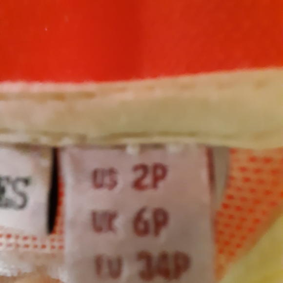 Holding Horses Dress 💛 - Picture 6 of 6